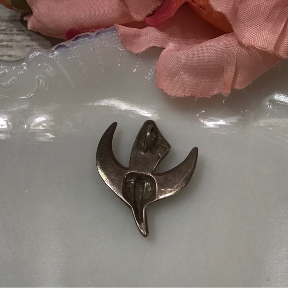 🎱[2/$36.00]🎱 Inlay Turquoise Dove Pendant - Picture 6 of 6